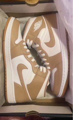 AIR JORDAN 1 MID