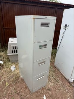 4 Drawer File Cabinet