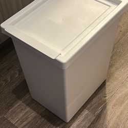 Trash Can