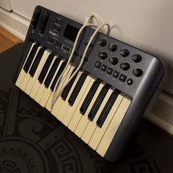 M-Audio Keyboard 