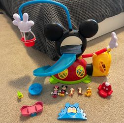 DISNEY JUNIOR MICKEY MOUSE PLAYHOUSE CLUBHOUSE PLAYSET