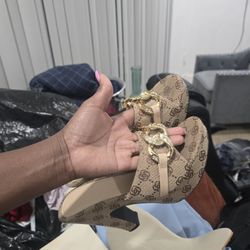 Women's Shoes 