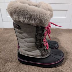 Girls London Fog Snow/Winter Boots......$25 Cash