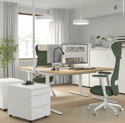 MITTZON desk oak with cable management