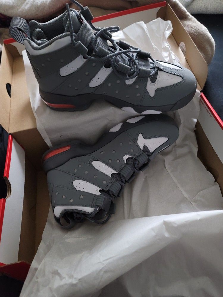 Nike CBs Mens Size 8 1/2