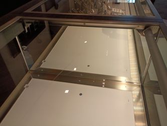 Mirror & Glass