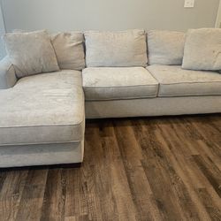 Gray Sectional Couch with Chaise – Needs Cleaning