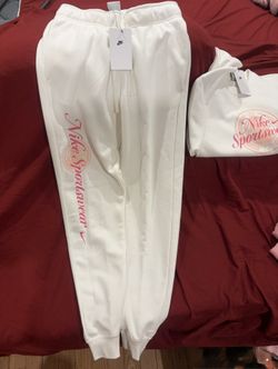 Women’s Nike Sweat Suit Size XS