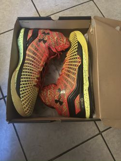 New Under Armour UA CLUTCHFIT DRIVE SIZE 18