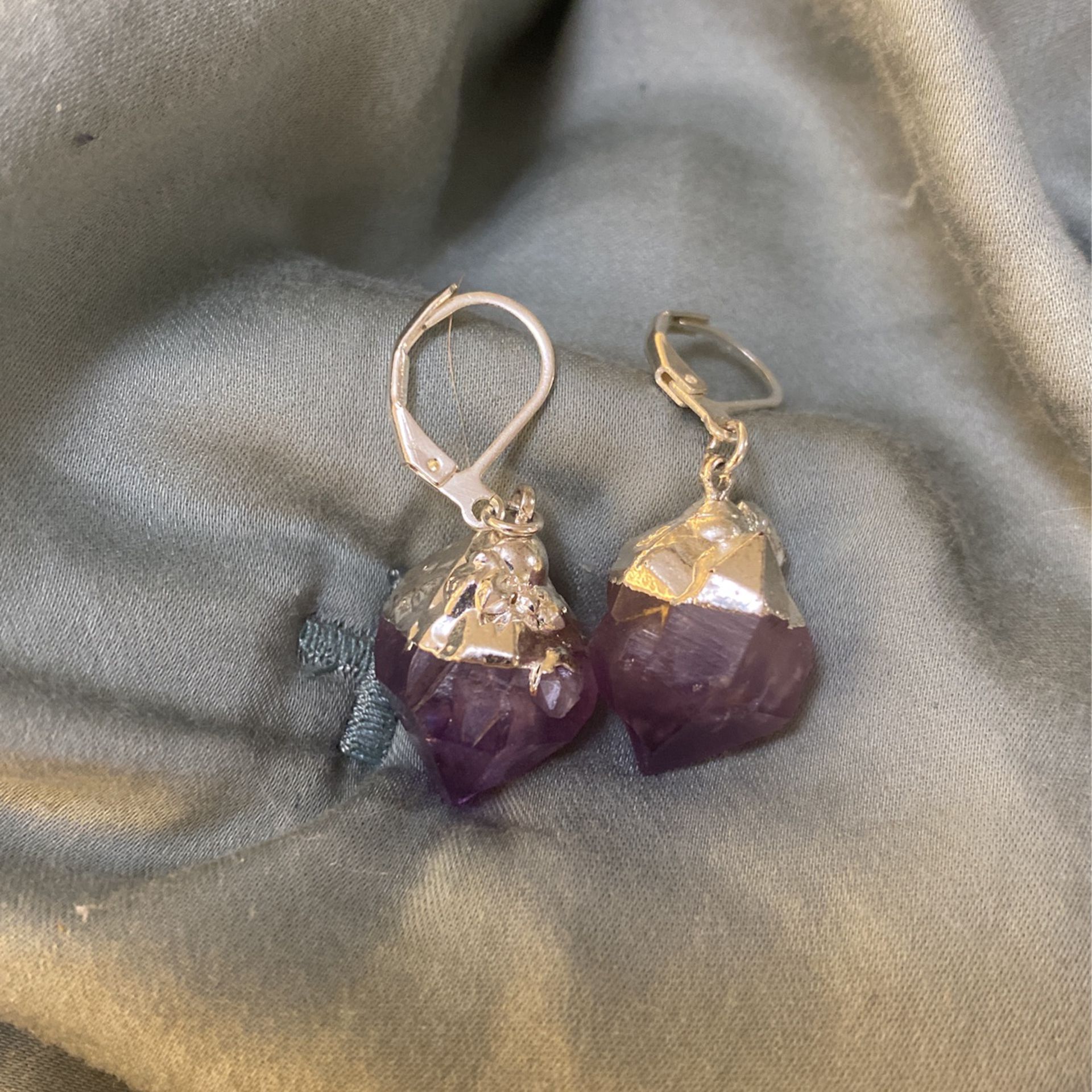 Never Worn Amethyst Point Earrings (crystals)