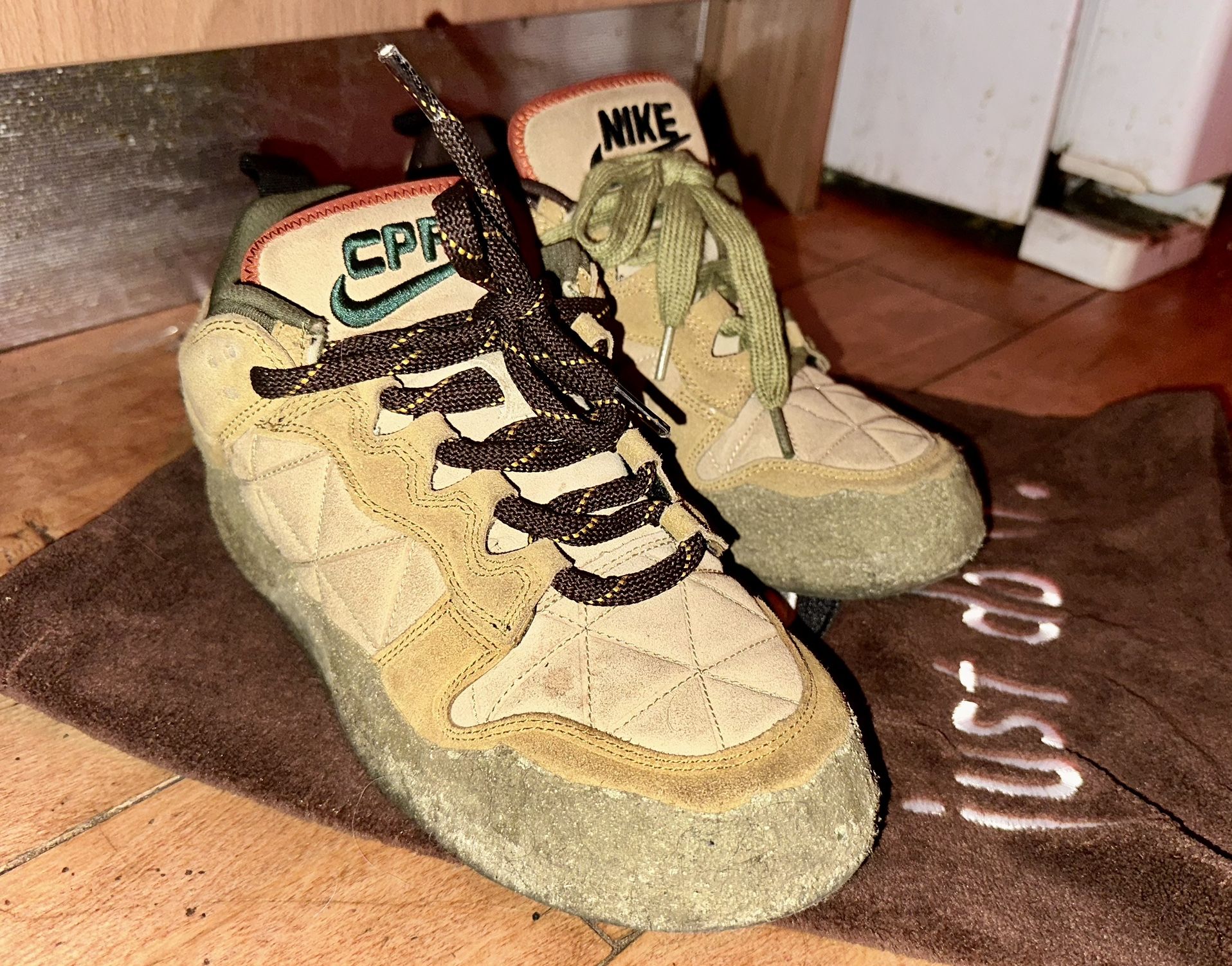 Size 10.5 - Nike Cactus Plant Flea Market Flea 1 “Desert Moss”