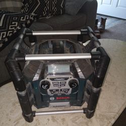 bosh boom box-  work/ Outdoors/construction speaker
