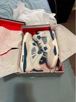 Jordan 4 Military Blue