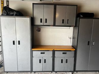 Gladiator by whirlpool 6-piece, heavy duty steel garage cabinet set