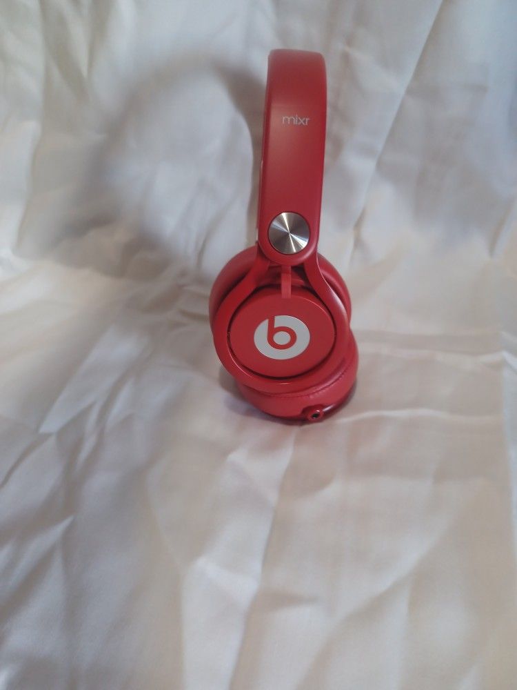 Beats Mixr