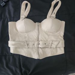 Ladies, Sz Medium Beige Halter