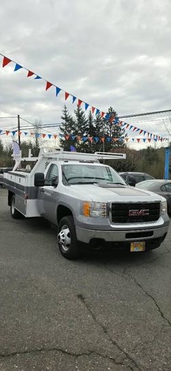 2014 GMC Sierra 3500HD Chassis
