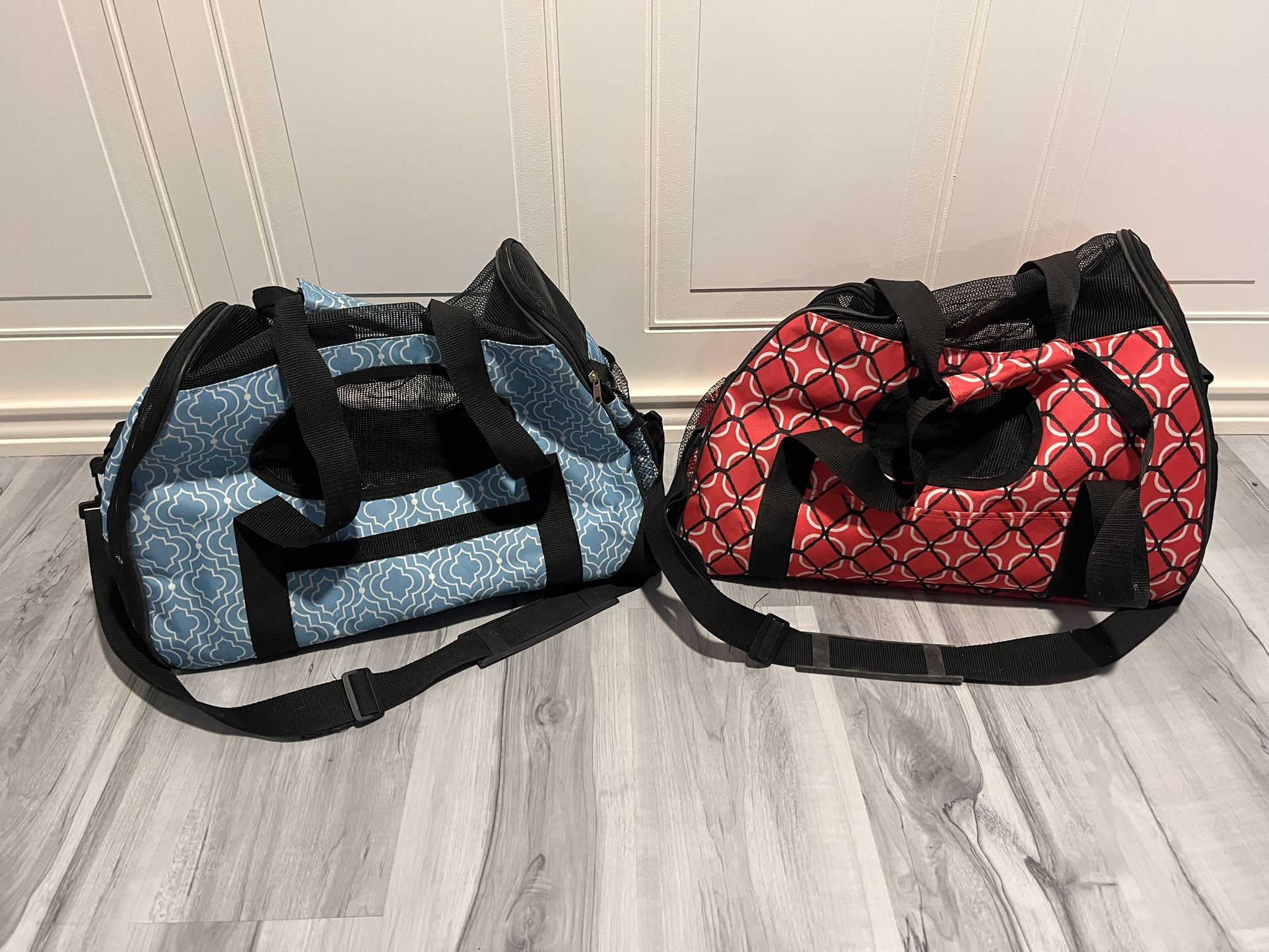 Pet carriers