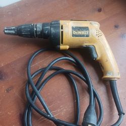 Dewalt Screwgun