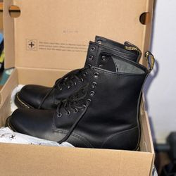 Doc Marten Boots 1460