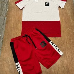 Men Nike Short Set Large Only