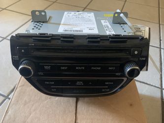 2013-2015 HYUNDAI GENESIS AM FM CD PLAYER RADIO RECEIVER