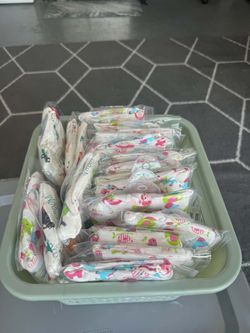 Baby swaddles