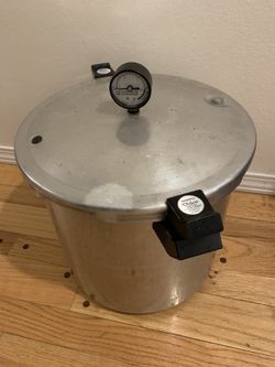 Presto Deluxe Pressure Cooker Canner 22 Quart