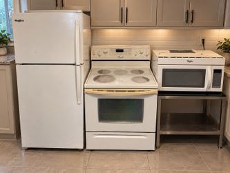 Set Whirlpool Stove Fridge And Microwave. Price Including Delivery