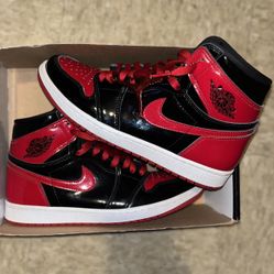 Air Jordan 1 Patent Leather Bred