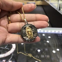 10k Gold Pendant With Chain .both With Deal …!!!!