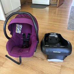 Maxi Cosi Infant Car seat And Base 