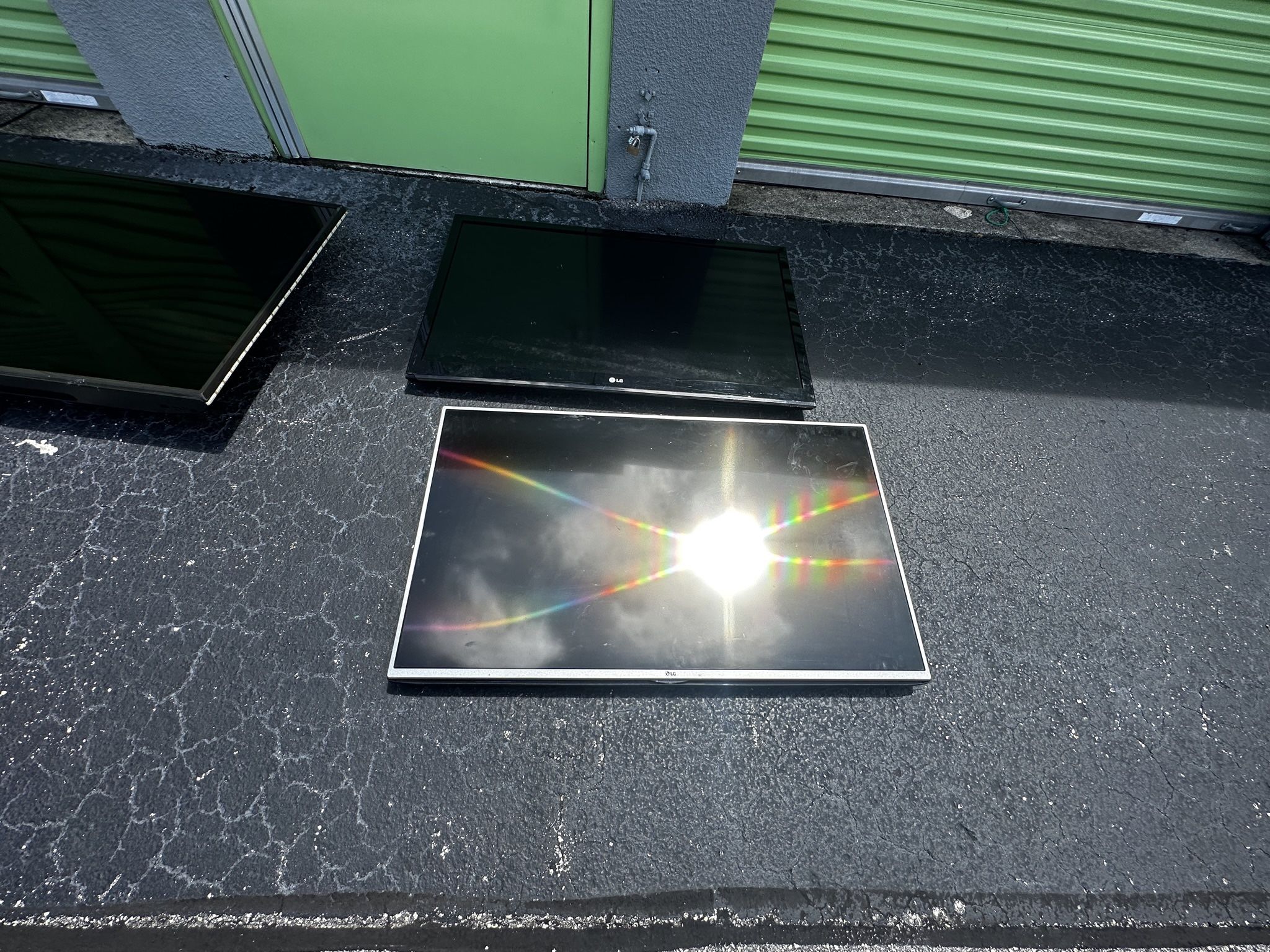 Hd TV’s For Sale ( 3 Different Ones