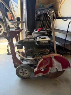 Concrete saw