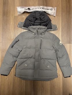 Moose Knuckles Grey Puffer Down Jacket