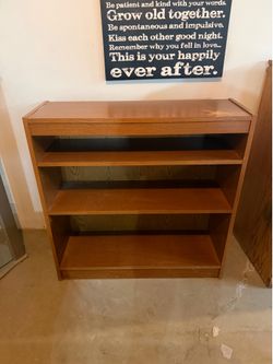 Small oak book shelf