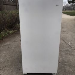 Freezer - 14 cu.ft Frost Free.