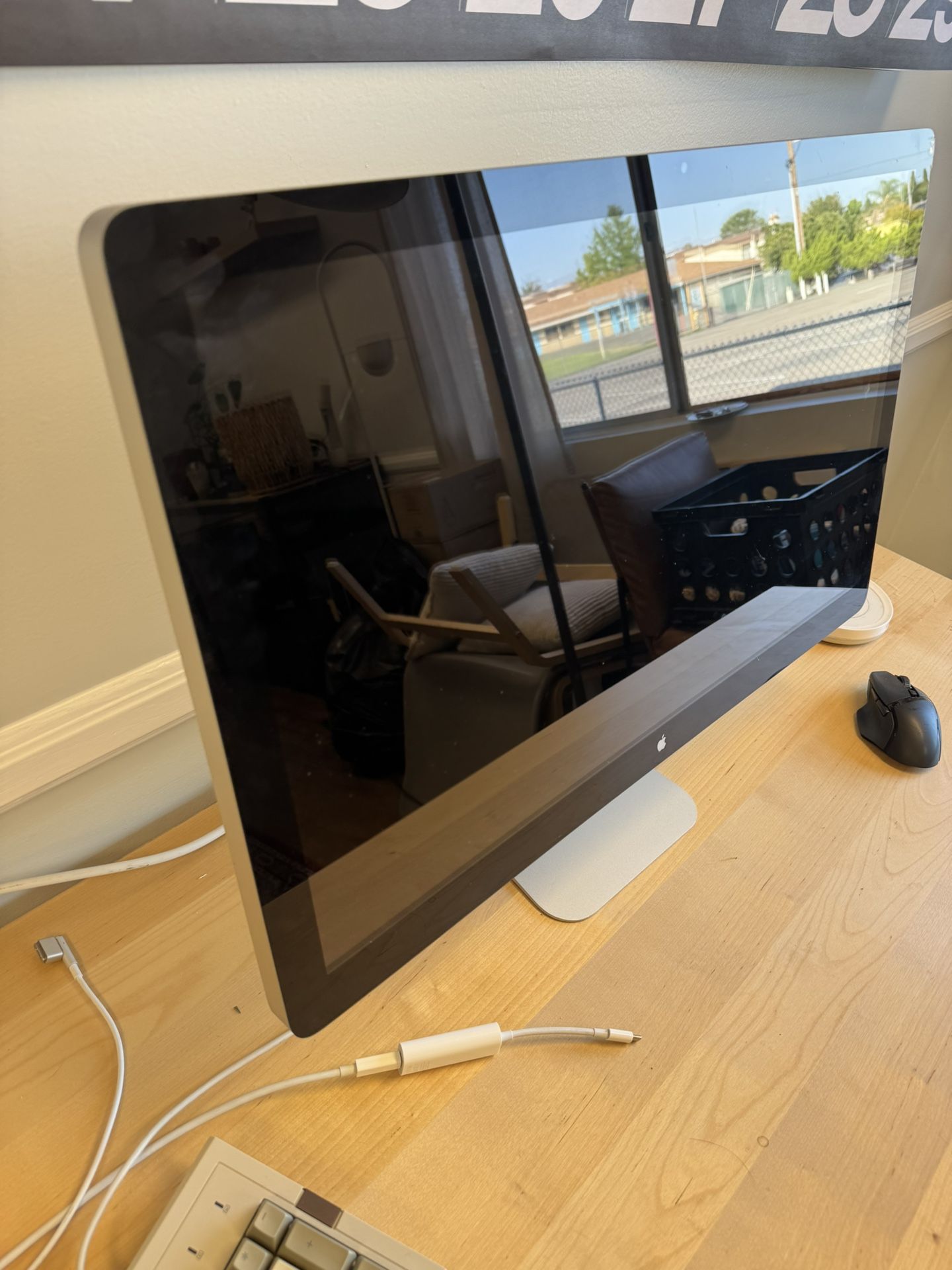 Mac Monitor