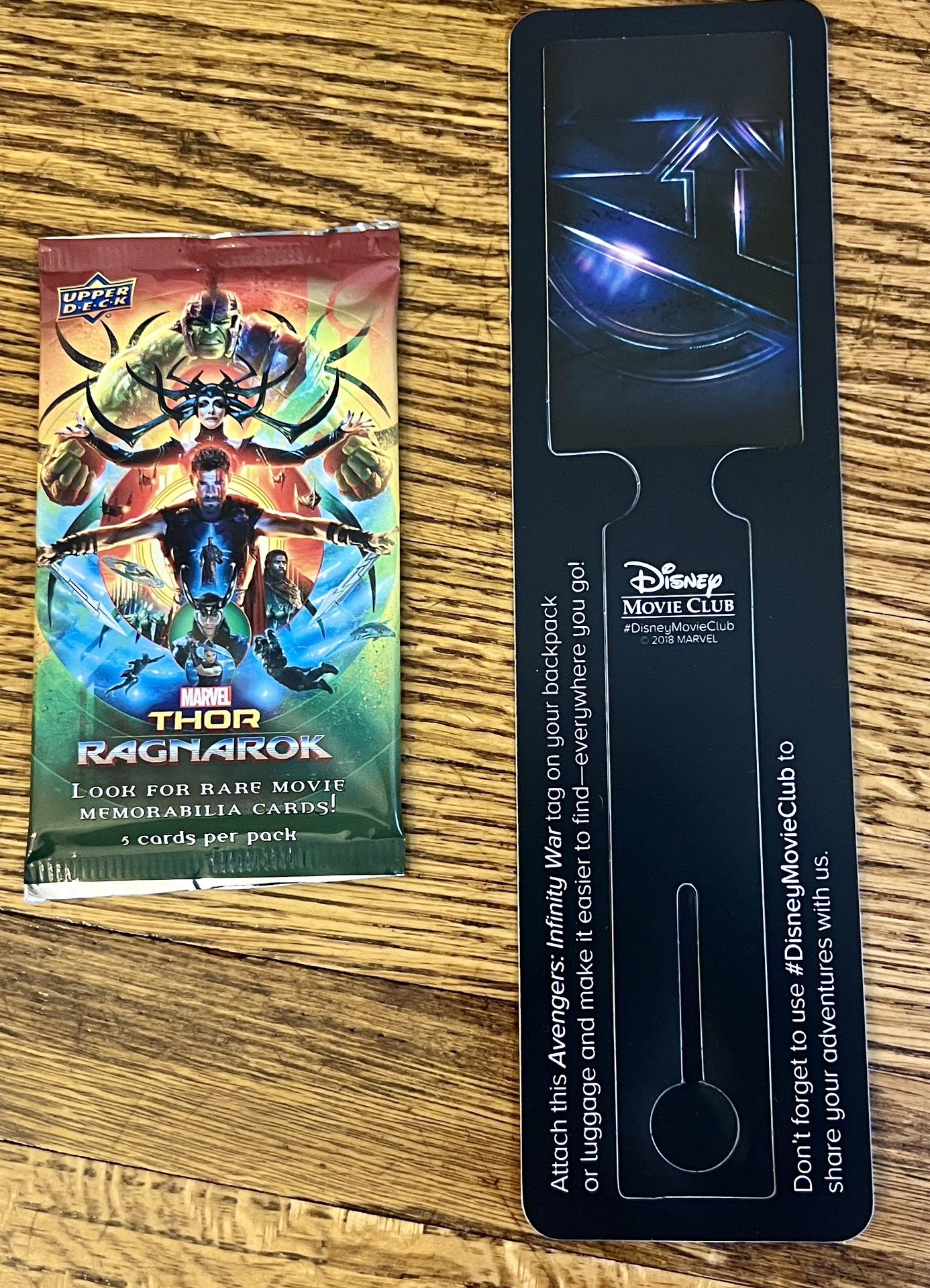 Disney Movie Club Thor Ragnarok Upper Deck card 5-pack + Marvel collectible luggage Tag