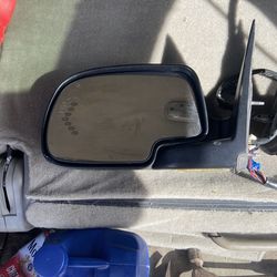Tahoe side mirrors