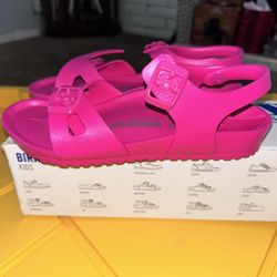 Birkenstocks Kids Size 2.5 Sandals Pink