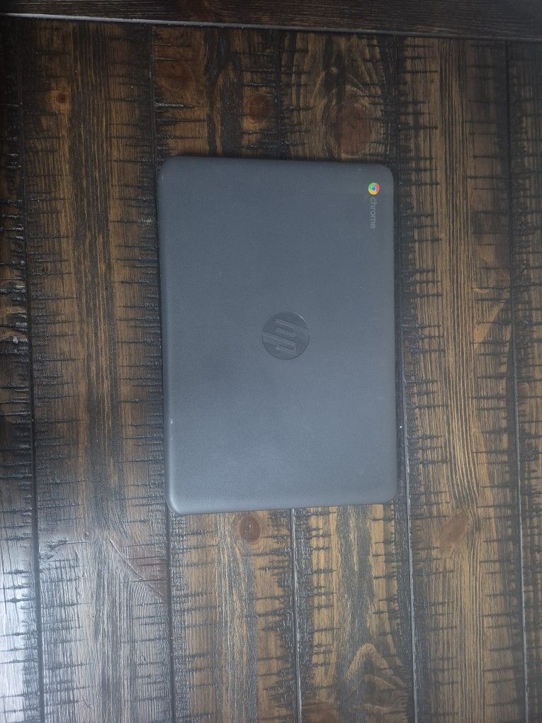 Chromebook Computer