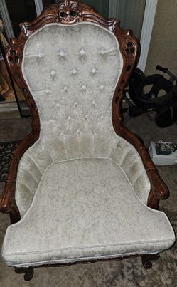 Antique/Vintage/ Accent Chair 