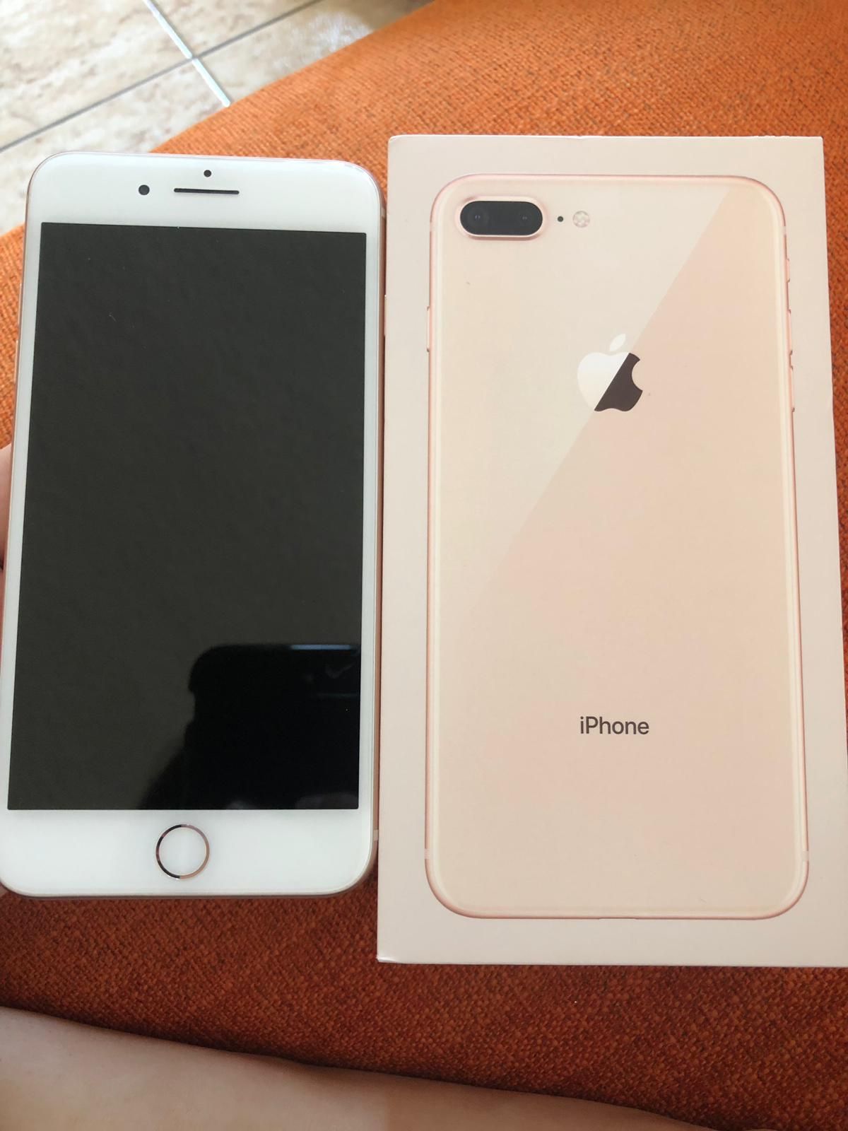 iPhone 8 Plus