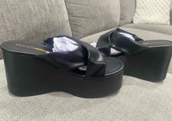 Fashion Nova Wedge Sandals
