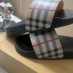 Burberry Slides SiE 8