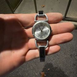 Vintage Geneva Platinum 2732 Japan Movt silver-tone cuff bracelet watch