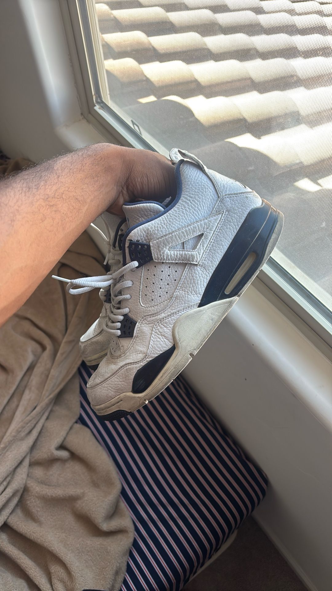 Jordan 4 Retro Legend Blue Size 12