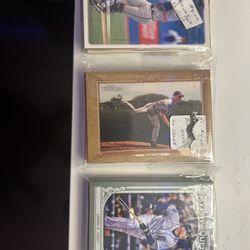 60 Baseball Cards