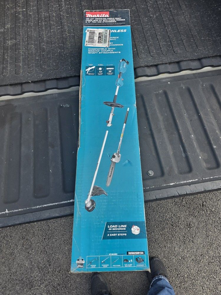 Makita 18V Brushless Cordless weedwacker & 10 in. Pole Saw kit with battery and charger new